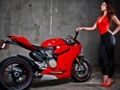 Permainan Motosikal dan Gadis Seluncur talian
