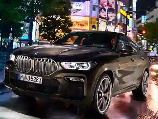 Permainan BMW X6 M50I talian
