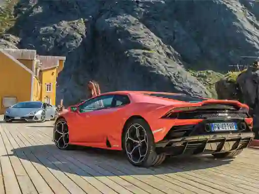 Permainan Huracan Evo Puzzle talian