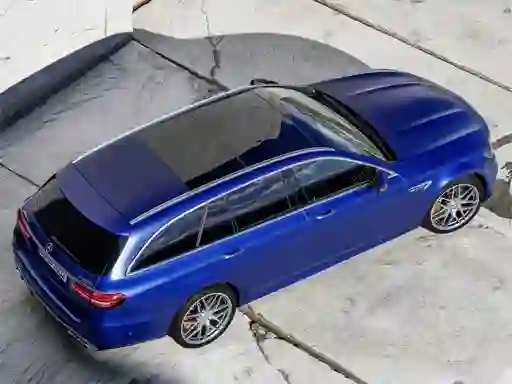 Permainan Mercedes Benz E63 Amg Estate Slide talian