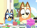Permainan Jigsaw Puzzle: Hari Mewarna Keluarga Bluey  talian